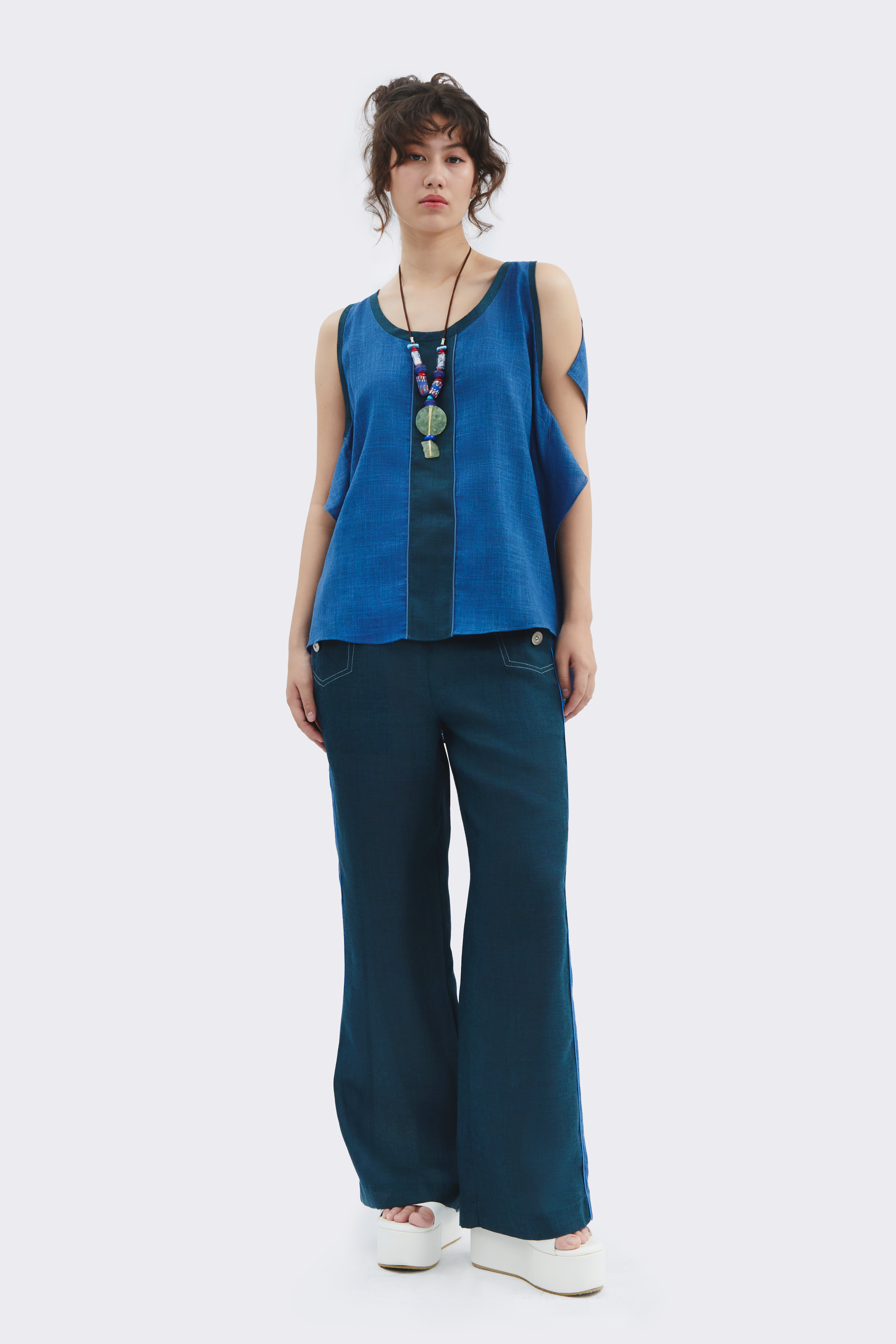 Breezy Elegance Sleeveless Linen Top