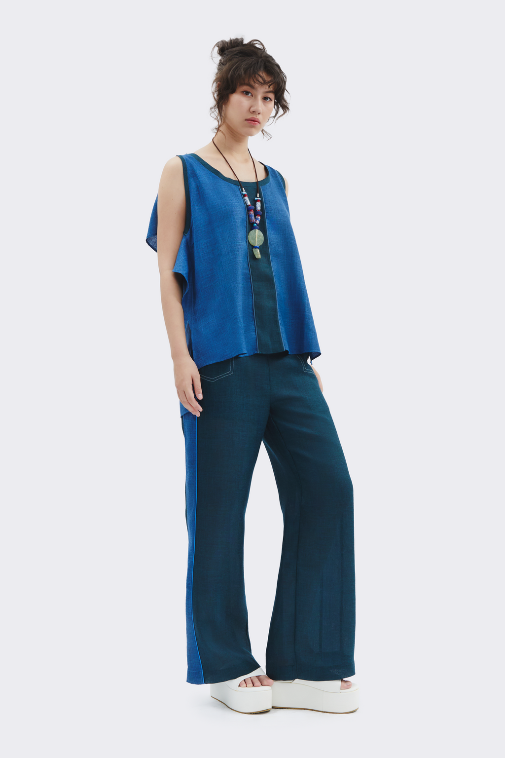Breezy Elegance Sleeveless Linen Top