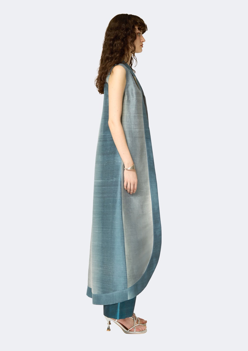 Serene Horizon Ombre Tie-Dye Thai Silk Sleeveless Long Coat
