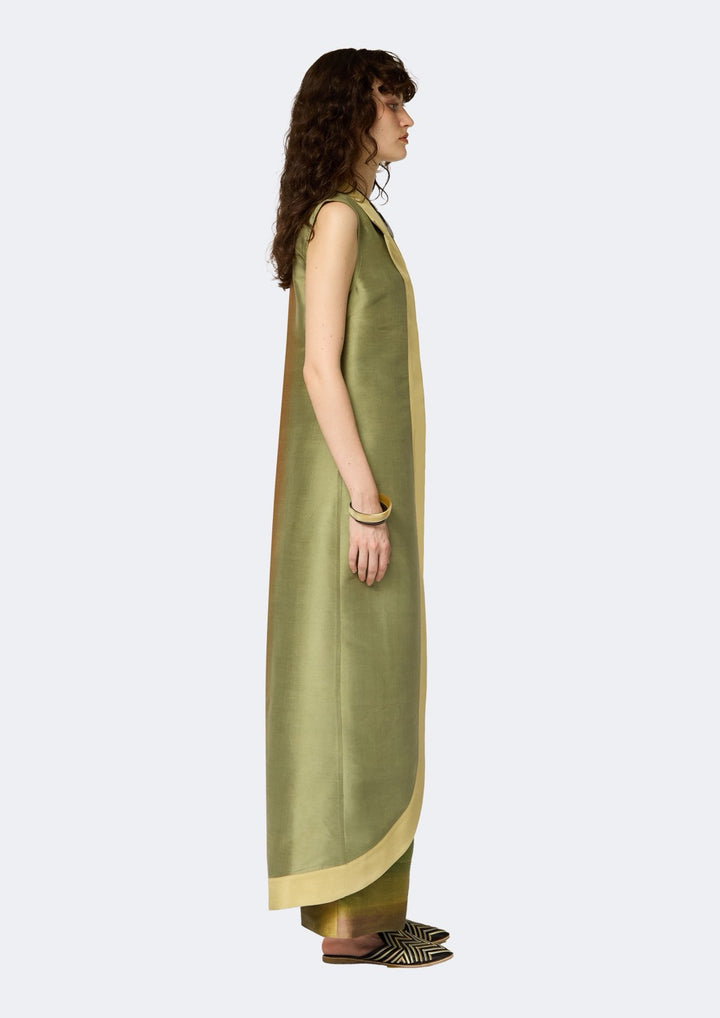 Verdant Ombre Thai Silk Sleeveless Long Coat
