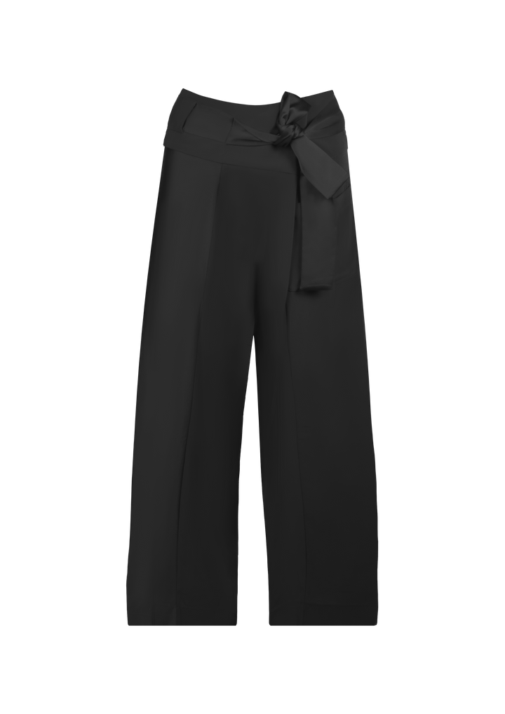 Black Silk Bow Fisher Pants